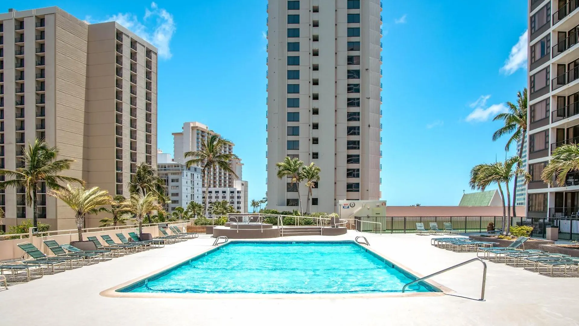 1Br Condo With Great Ocean Views - 1 Block To Beach With Free Parking! 호놀룰루 0*,  미국